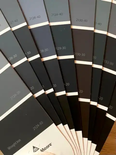 Benjamin Moore Black