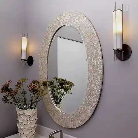 oval mirror