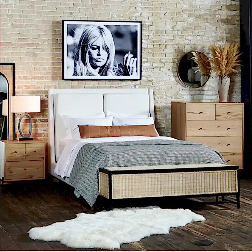 Queen Bed