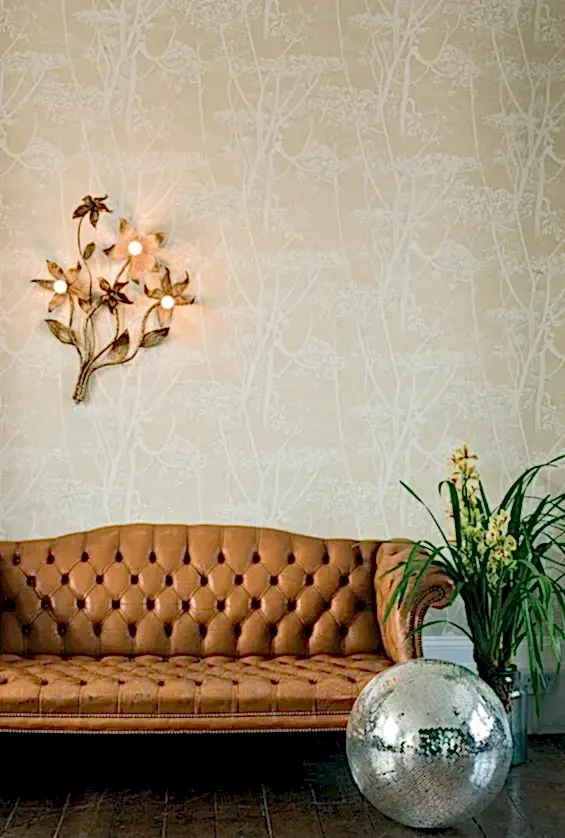 Modern Floral Wallpaper